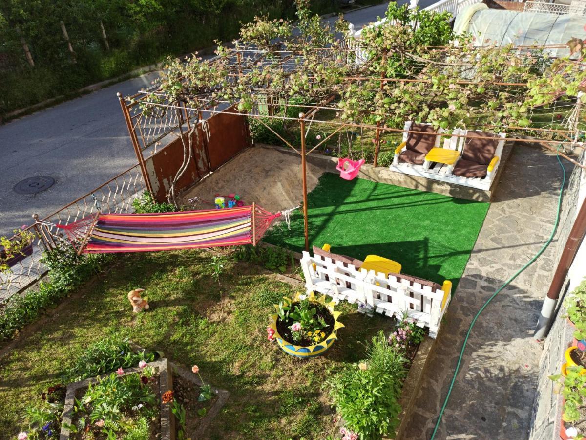 Guest Rooms Profirov 잘라토그라드 외부 사진